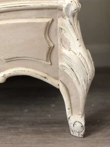 Antique Chest of Drawers