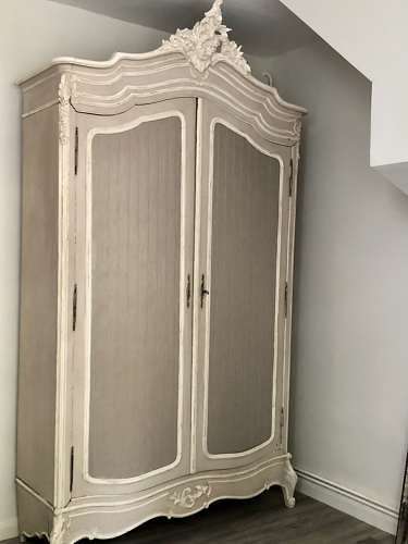 Antique Chest of Drawers